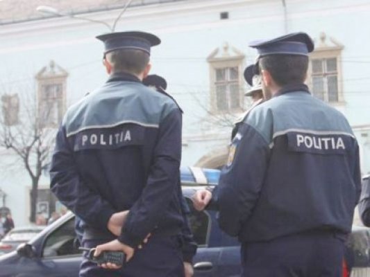 Poliţiştii constănţeni, la datorie, de Crăciun